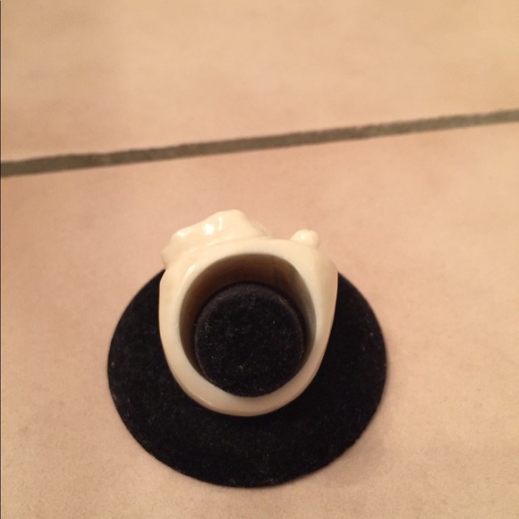 Buffalo Bone handcrafted Carved Goat Ring - Picture 3 of 7